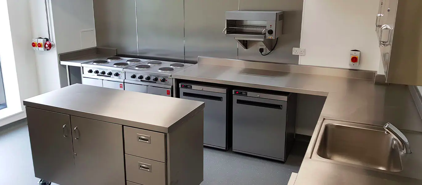 Commercial kitchen